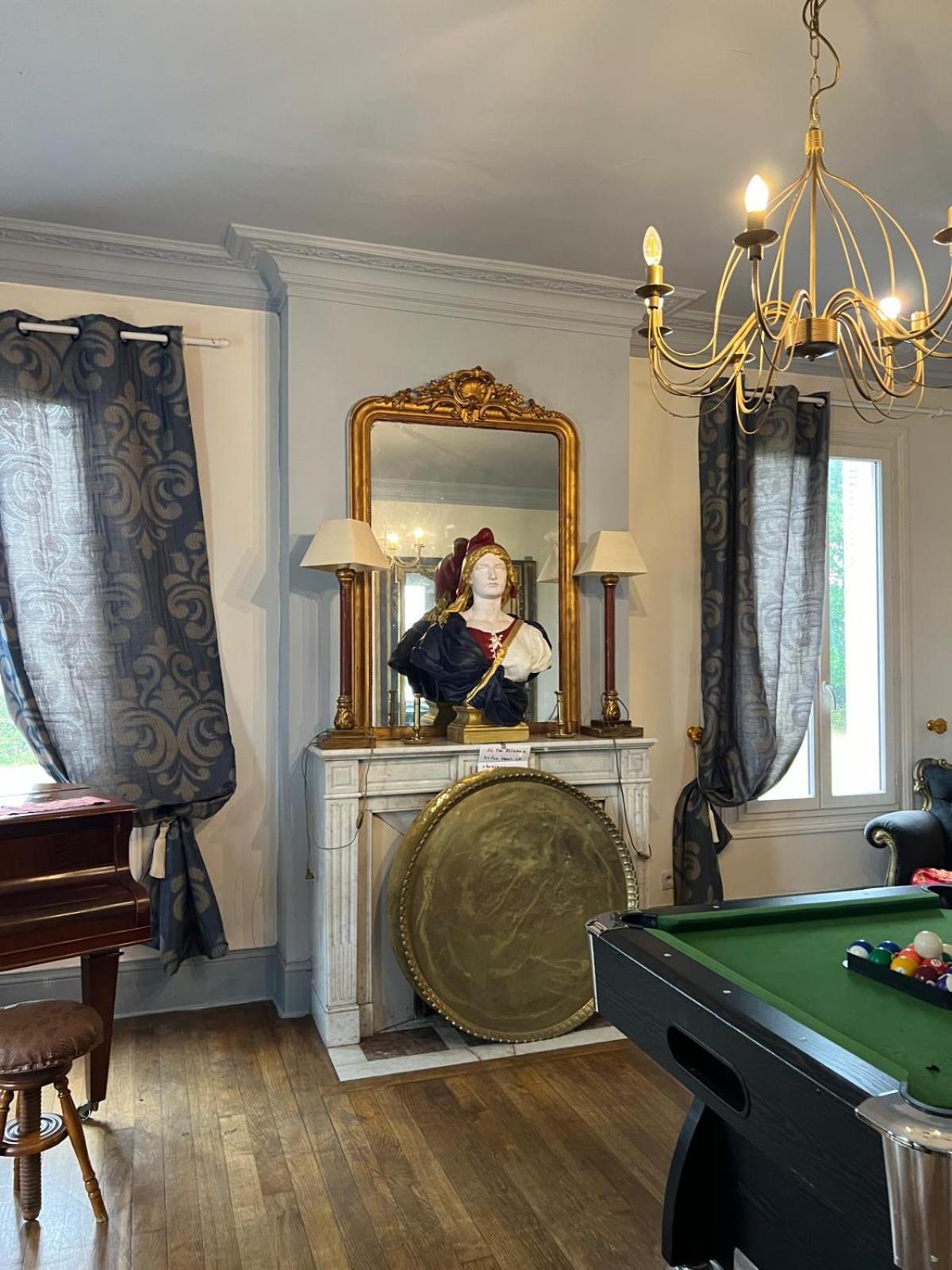 Le Manoir De La Baronnie Villa Norrey-en-Auge Kültér fotó